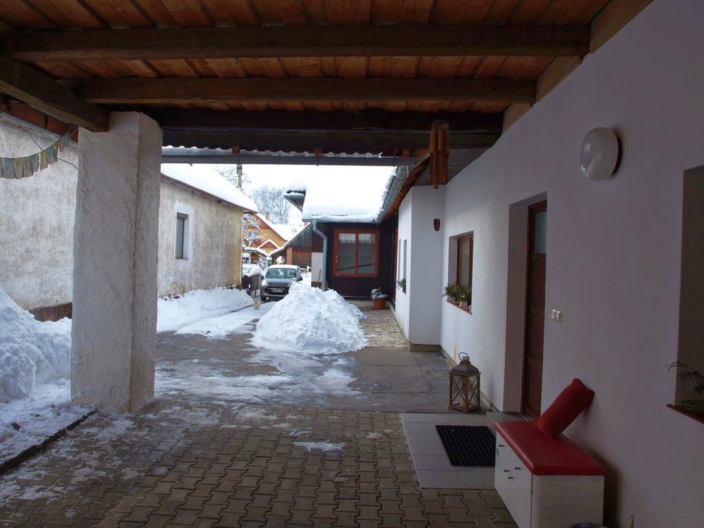 Vidiecky Apartman Kubo Pavcina Lehota  Exterior photo