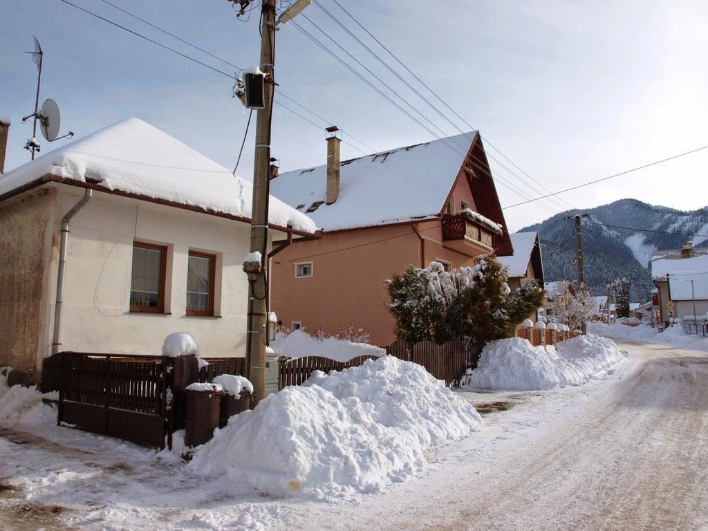 Vidiecky Apartman Kubo Pavcina Lehota  Exterior photo